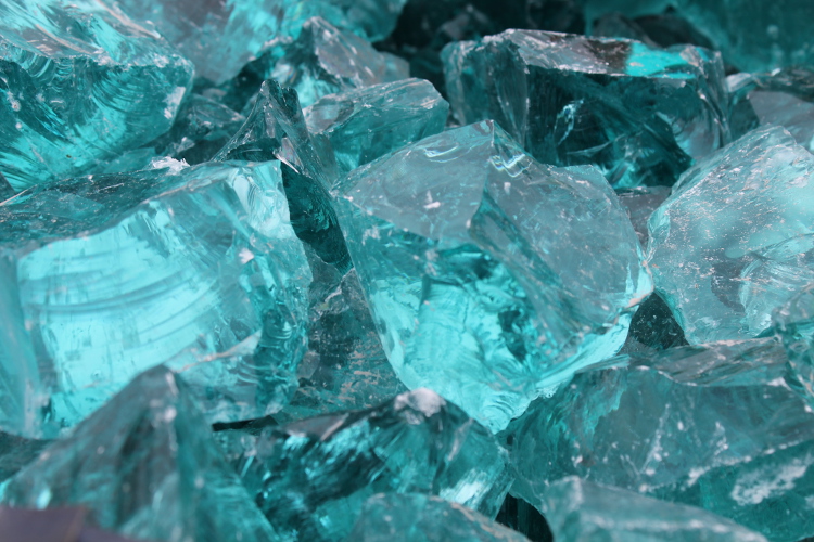 Glas_t_rkis_LQ.jpg