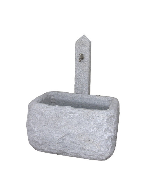 Granit Brunnensäule Hellgrau mit Pyramidenkopf rustikal antikisiert gebohrt,