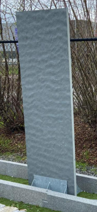 Schiefer Stelen JADDISH, mint, grau, ca. 250x50x3-5 cm