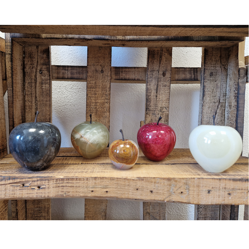 Apfel aus Marmor, Oberfläche poliert, Durchmesser ca. 7 cm, verfügbare Farben: rot, braun, grün, weiß, schwarz
