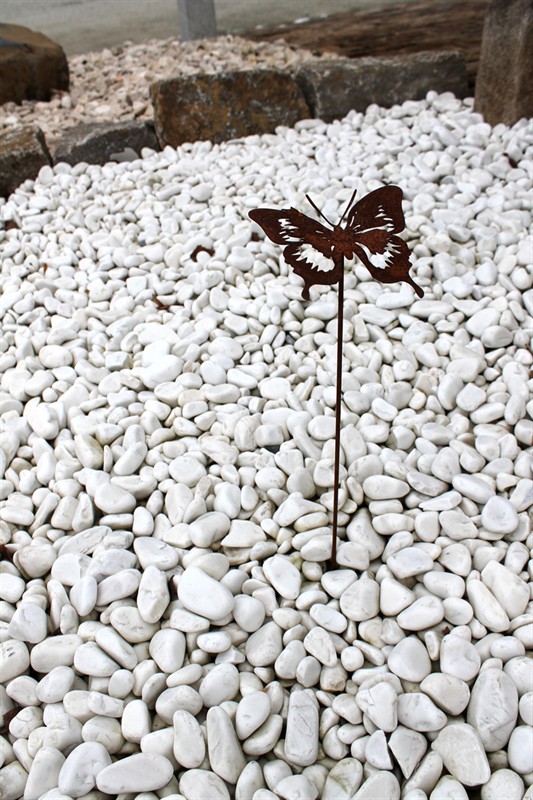 Schmetterling aus Edelrost zum stecken
