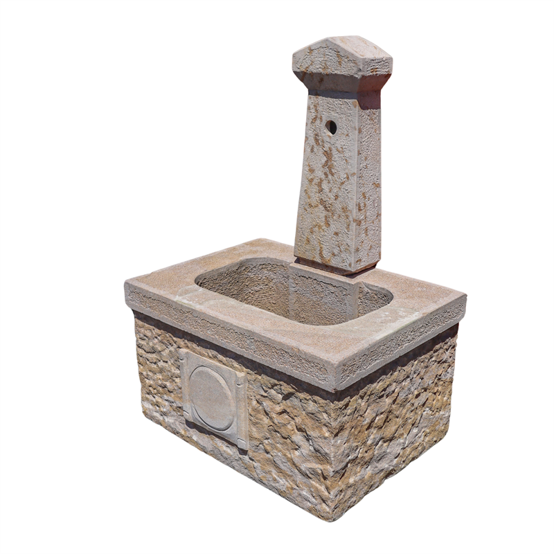 Brunnen aus gelben Sandstein