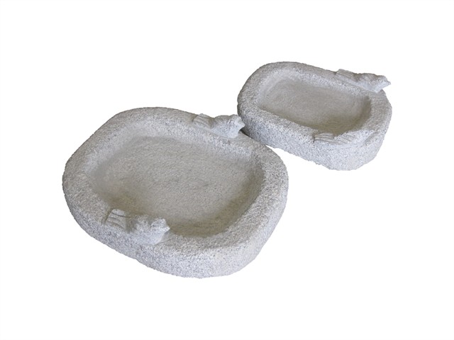 Vogeltränke aus Granit oval – mit 2 Vögeln – verschiedene Größen